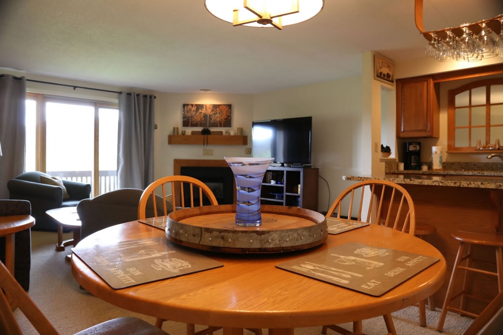 Circle Table Three Bedroom Townhouse