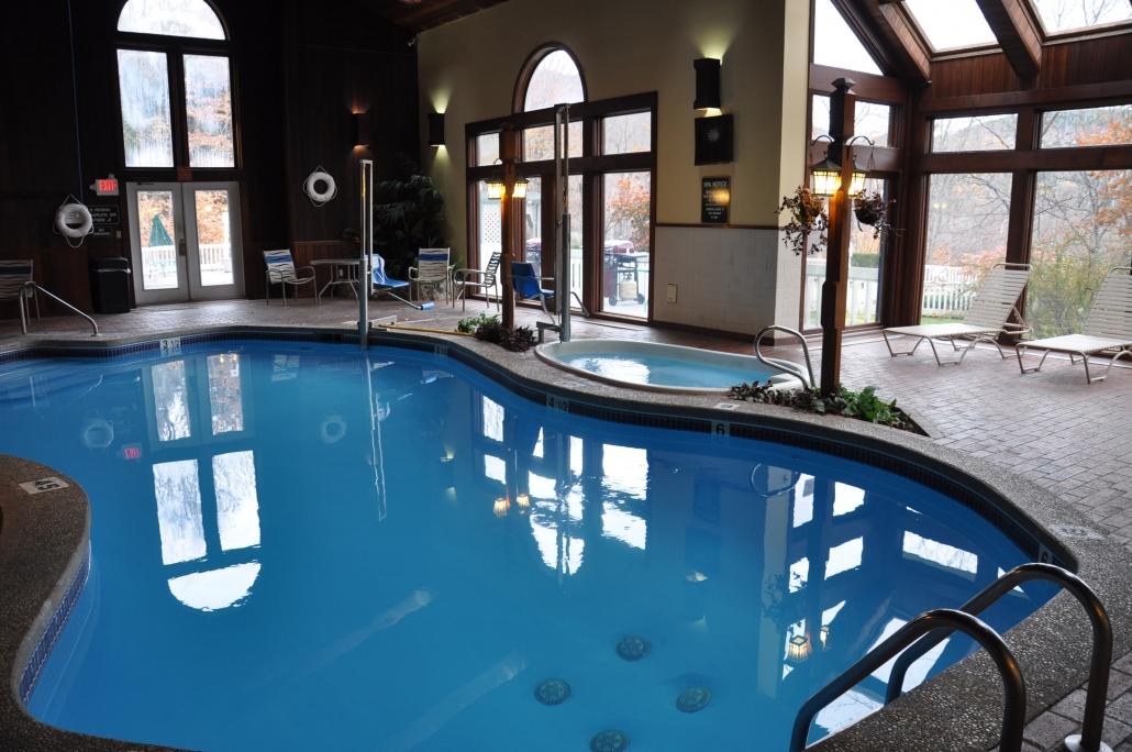 Mountain Club Hot Tub Nordic Village Resort amenities