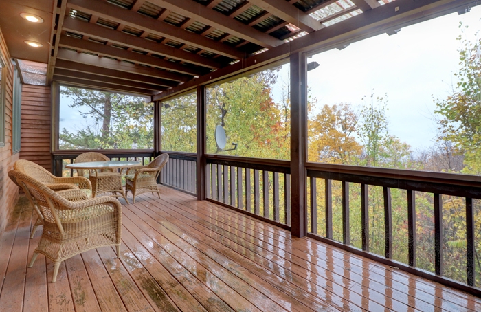 Porch Deluxe Townhouse with Mountain View