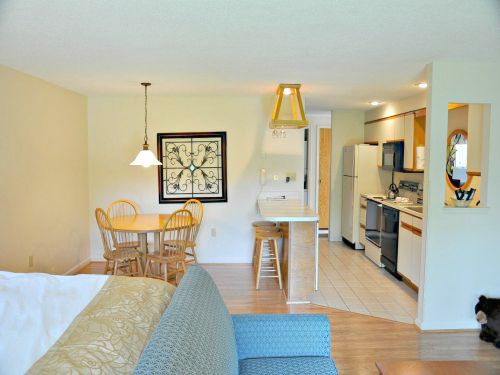 two king village condo near pool dining room and kitchen