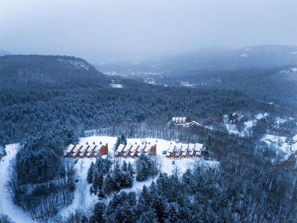 Ski Season 2025-2026 in the White Mountains - Nordic Village Resort